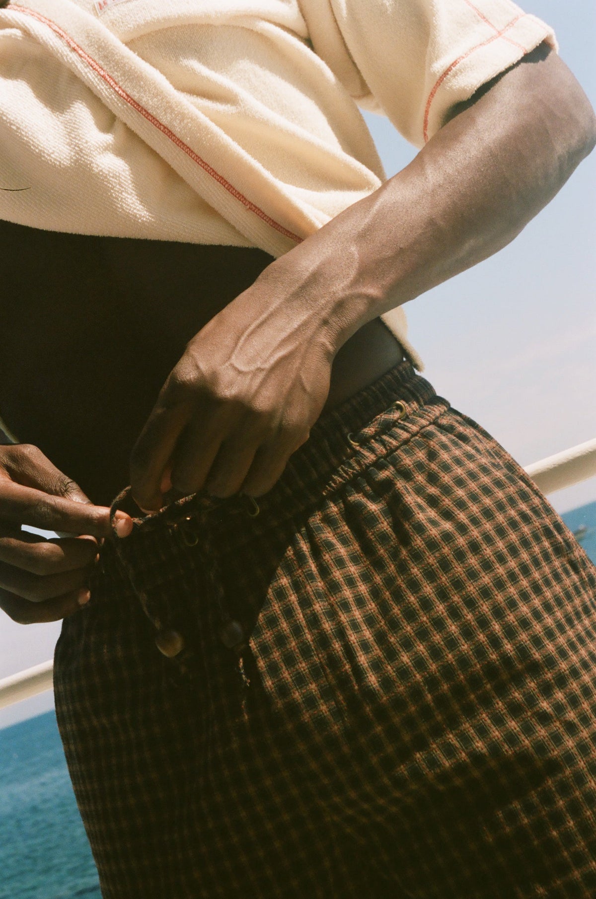 Easy-Going Shorts (Dark Brown Plaid)