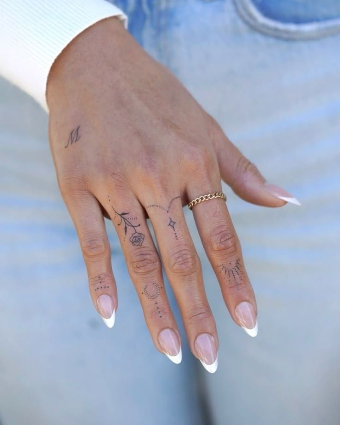 Hailey Bieber - Finger Tattoos