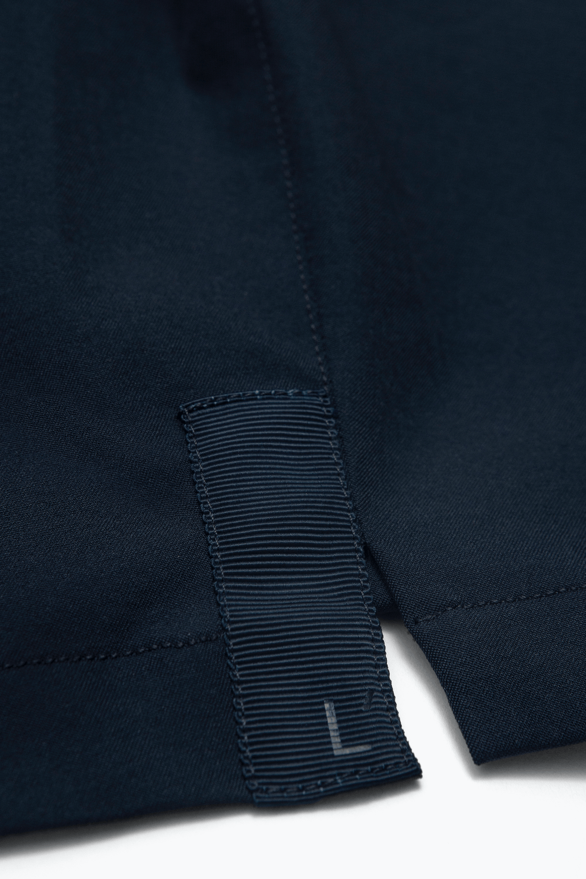 The Anywear Short 2.0 || Navy | Recycled nylon with netting