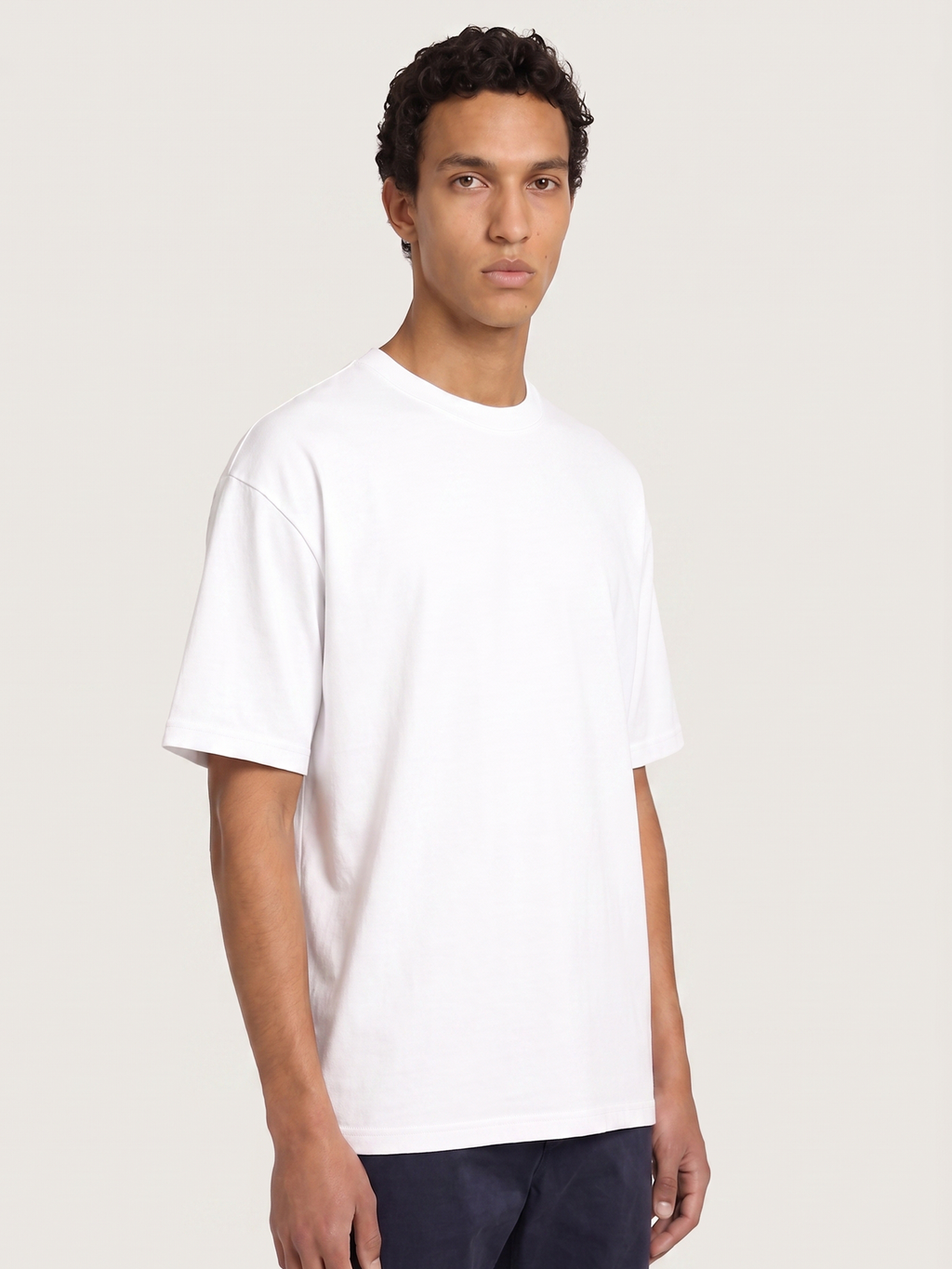 The Relaxed T-shirt || White | Organic Cotton