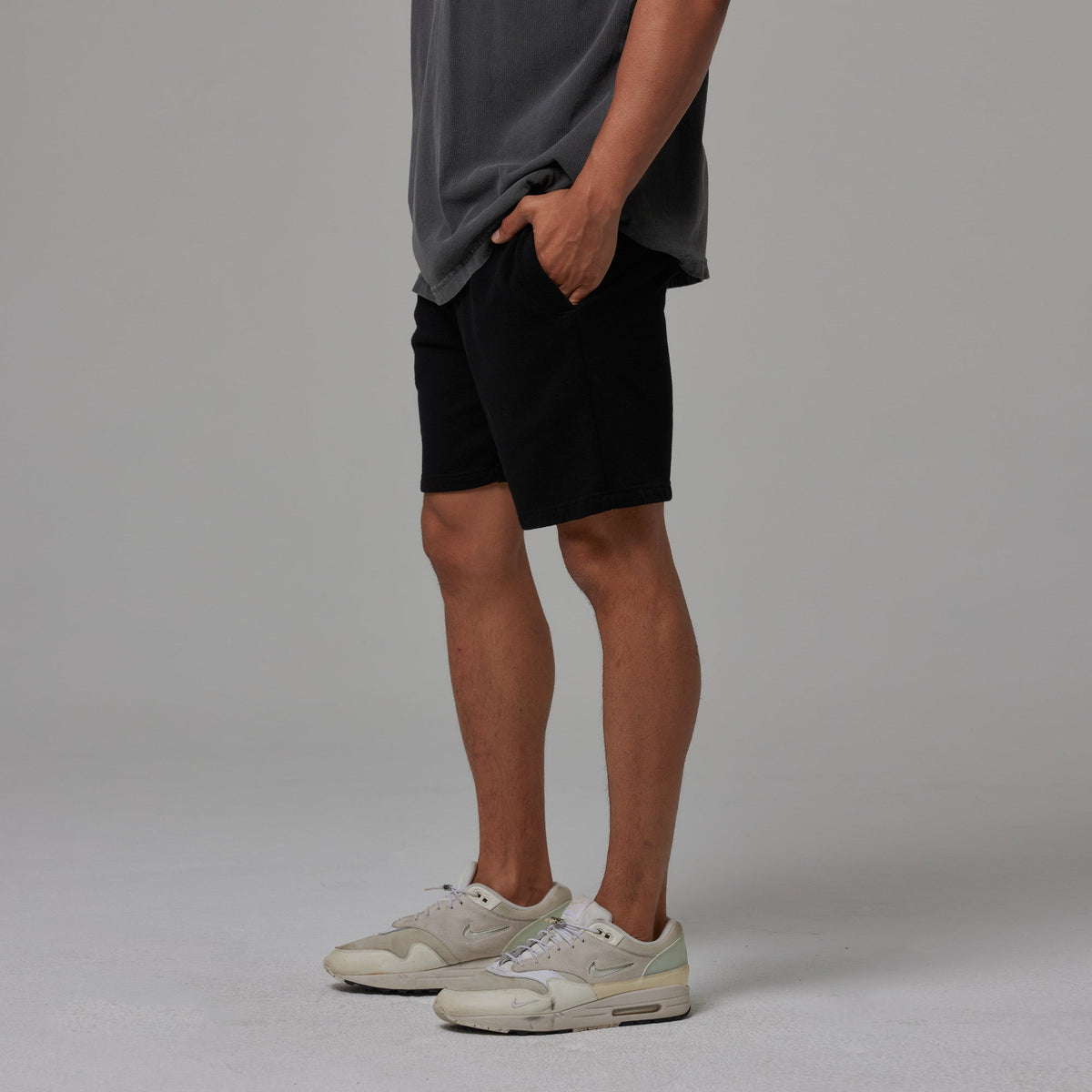 MENS HEAVYWEIGHT FLEECE SHORT
