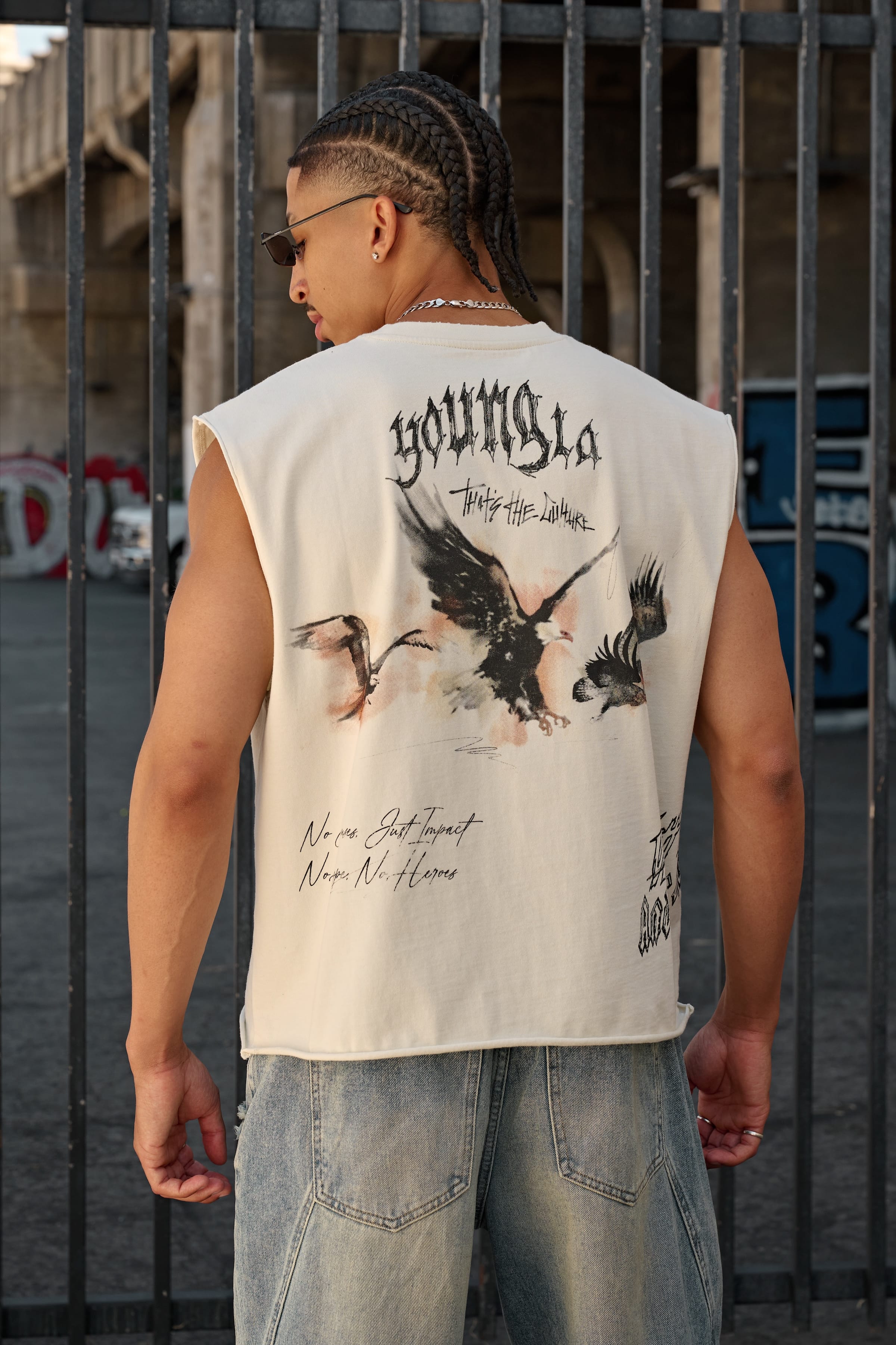 3096 - Eagle Cutoffs