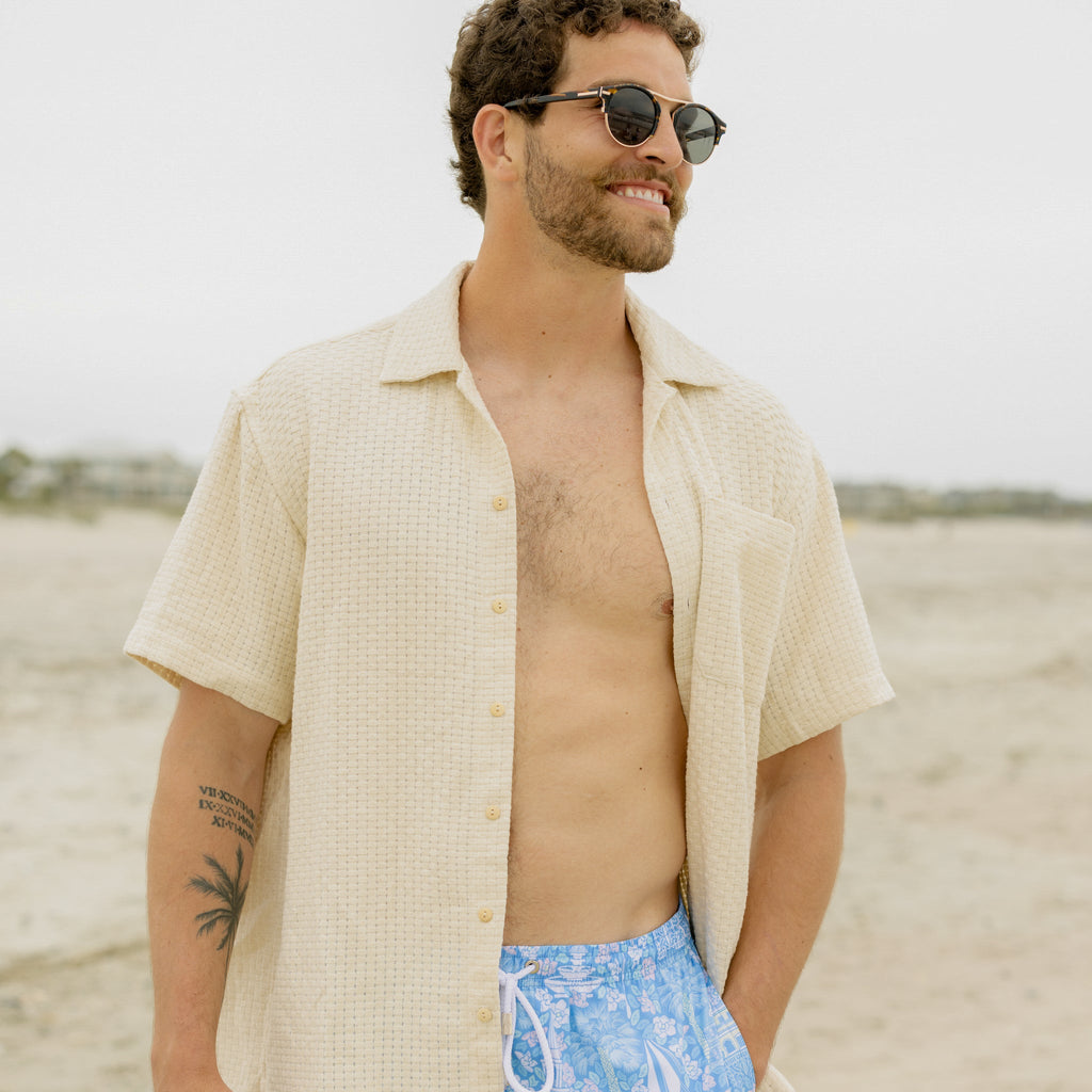 The Thatch Me If You Can - Camp Collar Short Sleeve Shirt