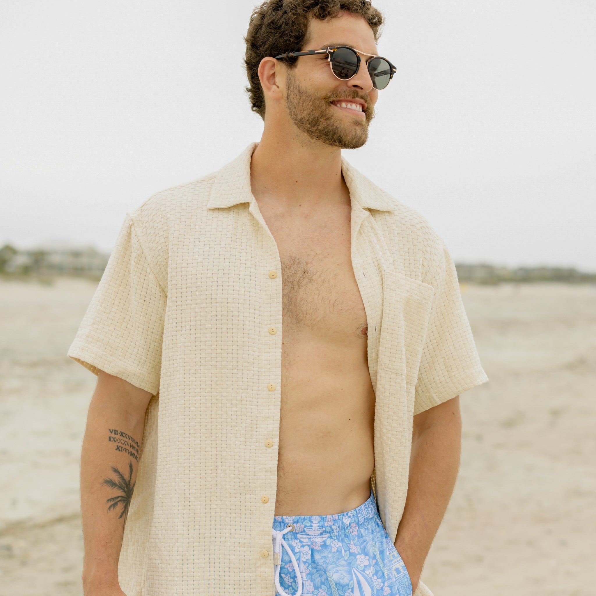 The Thatch Me If You Can - Camp Collar Short Sleeve Shirt