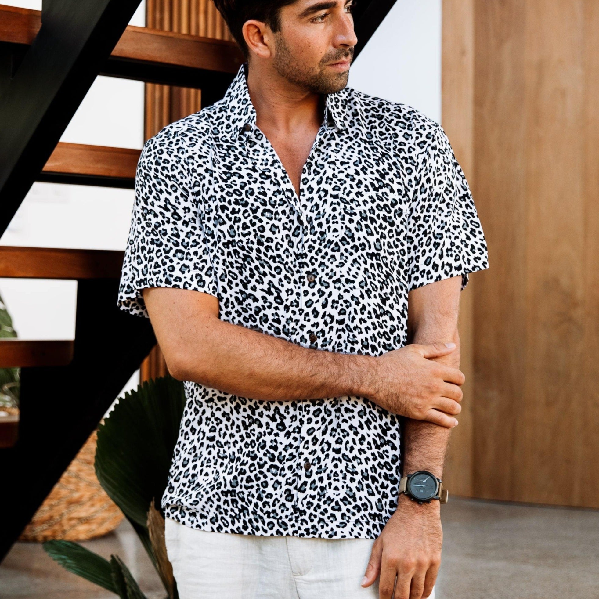 The Island Cat - Short Sleeve Shirt