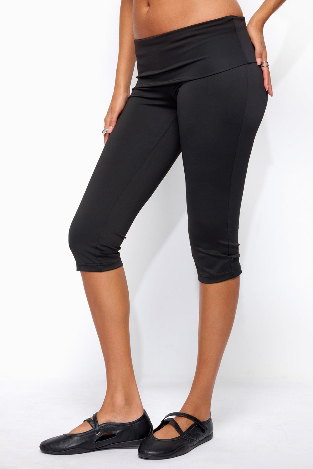 Ravena Foldover Capri Leggings
