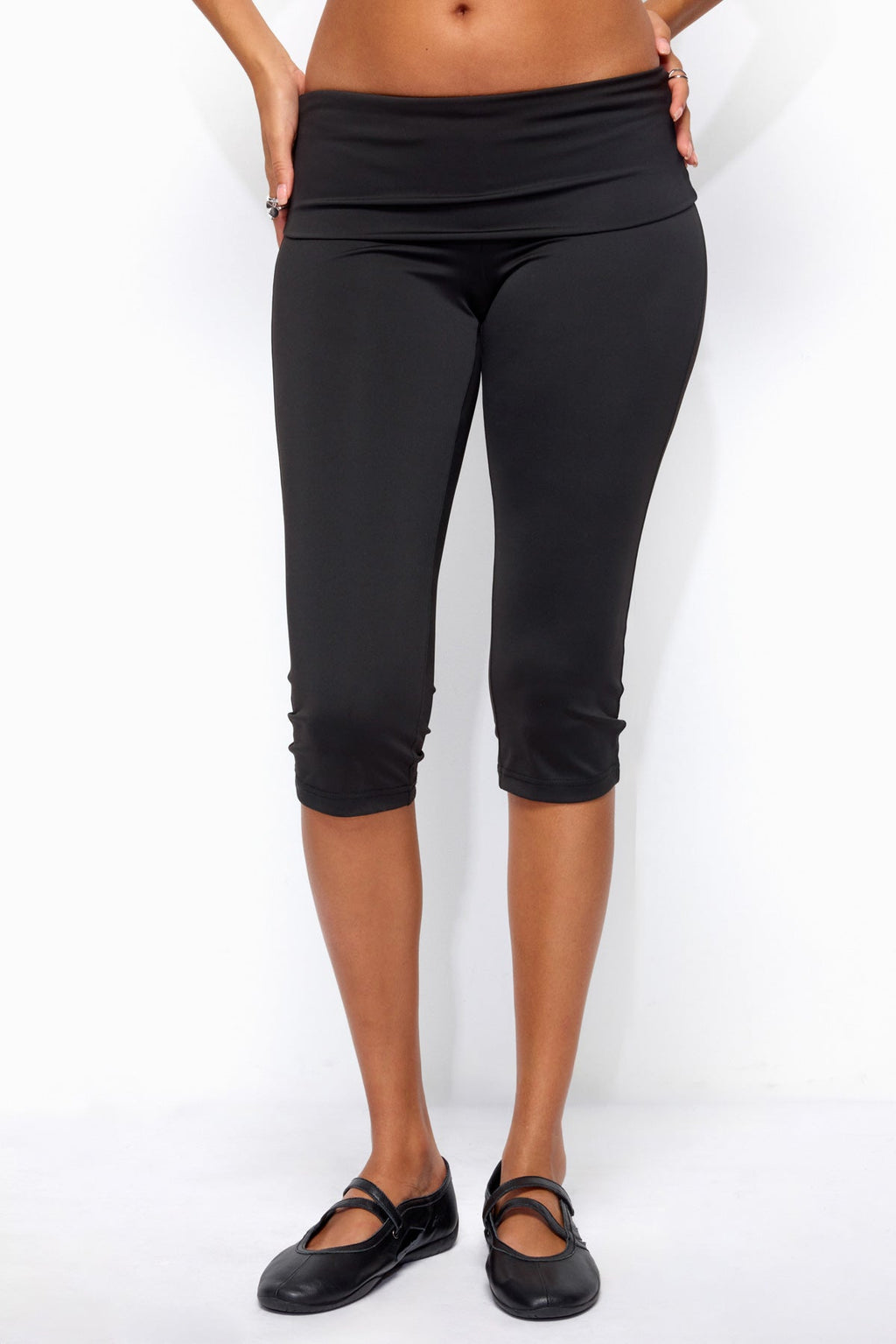 Ravena Foldover Capri Leggings