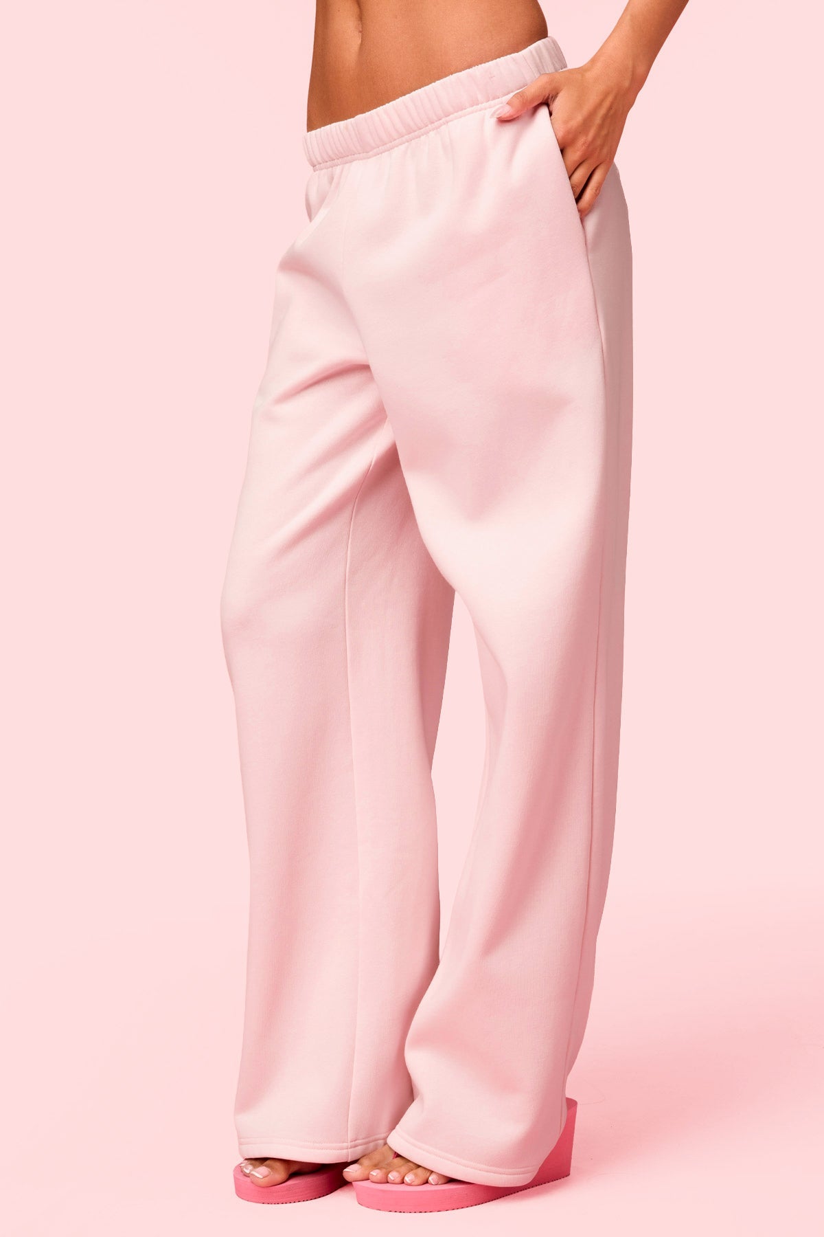 Edikted Hearts Barbie™ Baggy Sweatpants