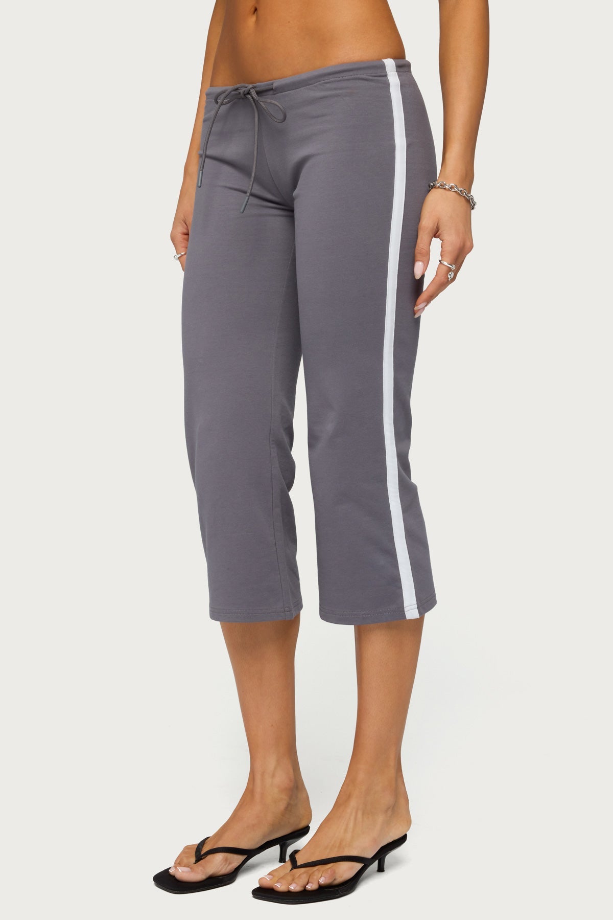 Milene Contrast French Terry Capri Pants
