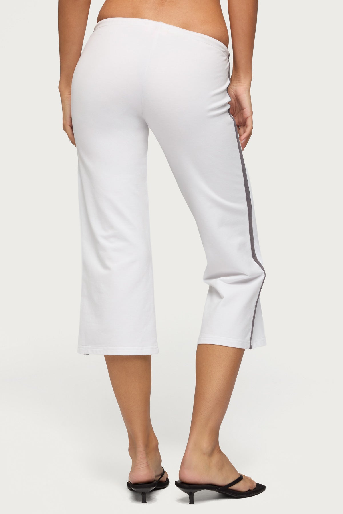 Milene Contrast French Terry Capri Pants